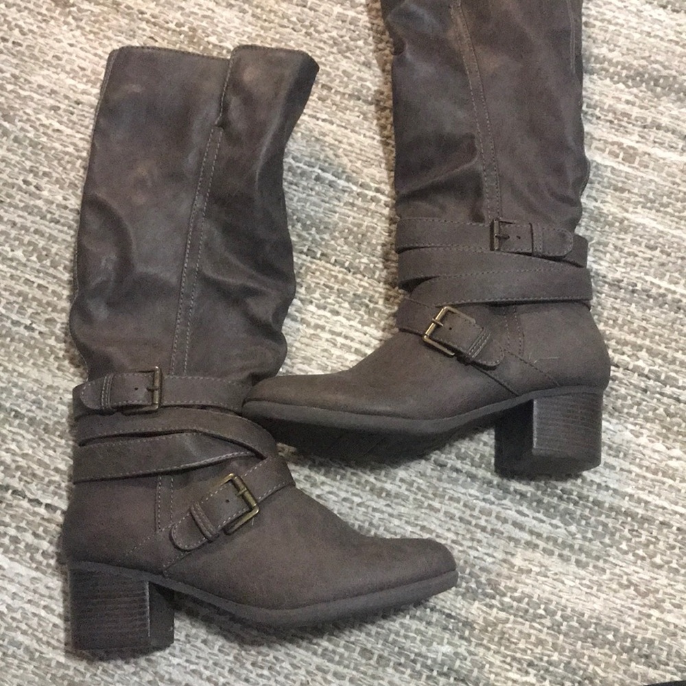 Riding boots